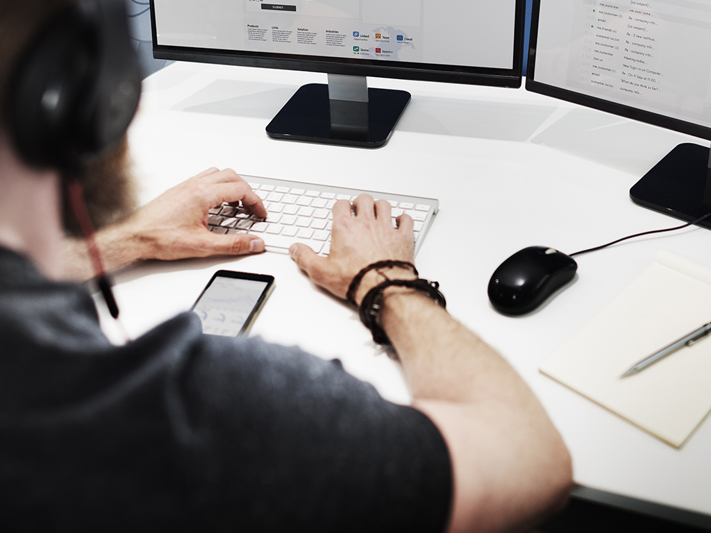 Remote monitoring your Polyurethane Machine