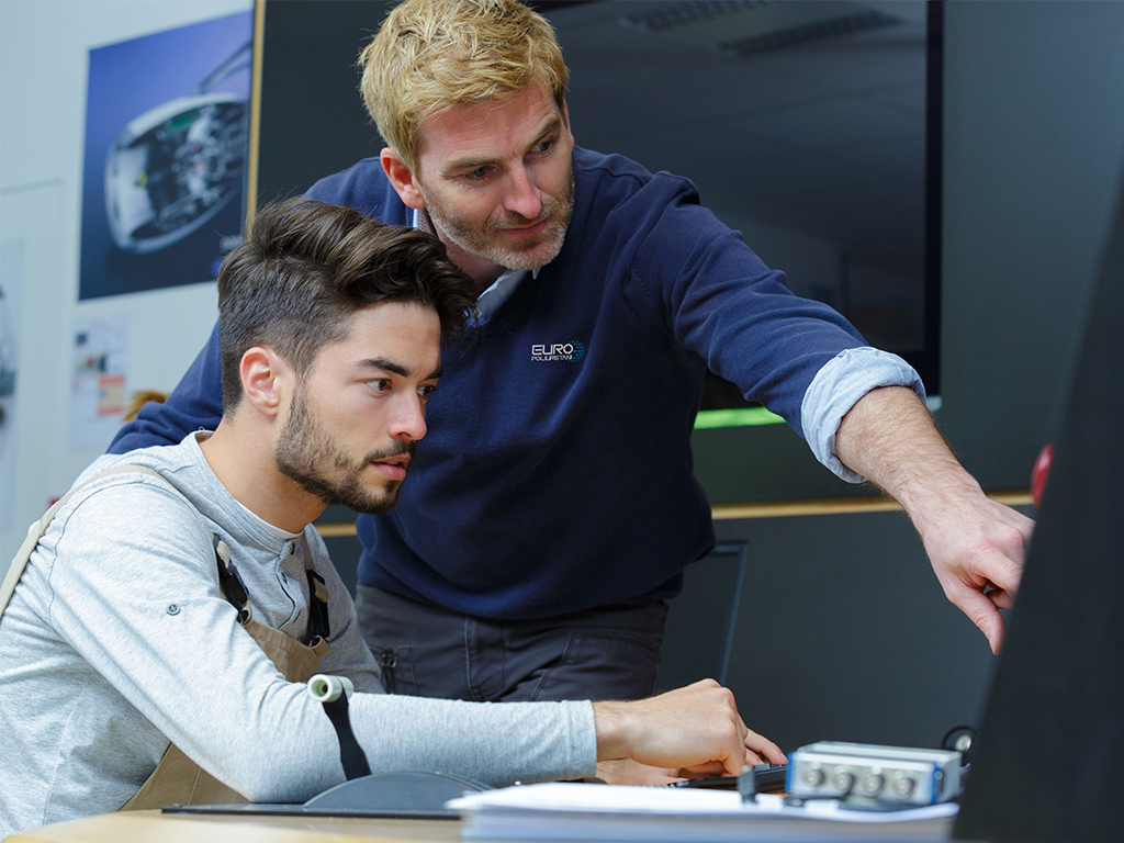 technicians of Europoliuretani train your operators